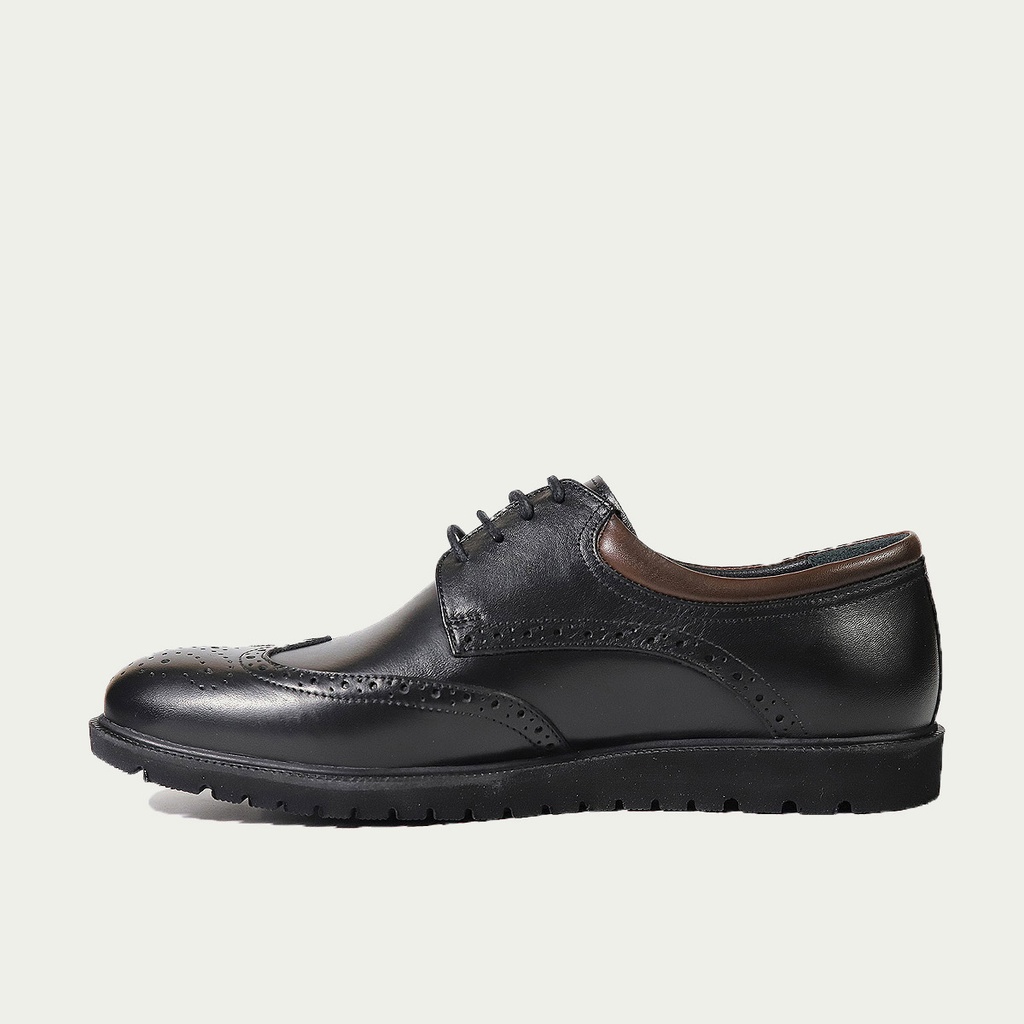 02400 MR CASUAL AYK